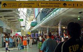 Filas no Aeroporto de Lisboa: dores de parto de uma digitalização mal orientada