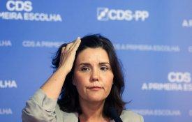 A CP na «cristas» da onda
