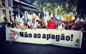 Chumbada a contagem integral do tempo de serviço dos professores