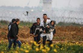 Apesar da repressão israelita, milhares de palestinianos manifestam-se em Gaza