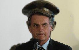 Bolsonaro comemora aniversário do golpe que deu início à ditadura militar no Brasil