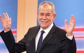 Candidato da extrema-direita derrotado nas presidenciais austríacas