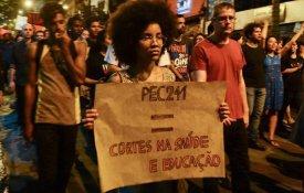 Aprovação definitiva da PEC 55 marcada por fortes protestos