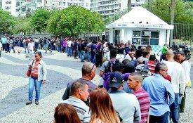 «Está mais difícil encontrar trabalho» no Brasil
