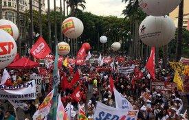 Brasil levanta-se contra a retirada de direitos