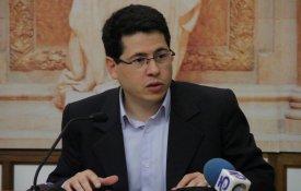 Comunistas pedem demissão de Júlio Pereira