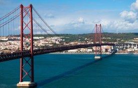 Buzinão na 25 de Abril pela isenção de portagens em Agosto