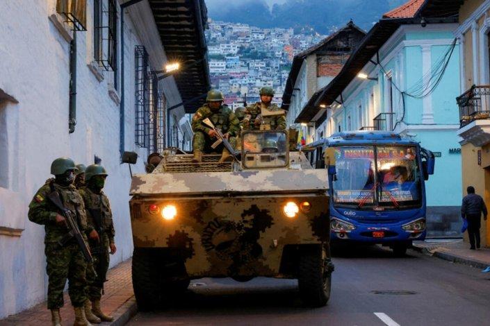 estado de excepção Equador violência direitos humanos
