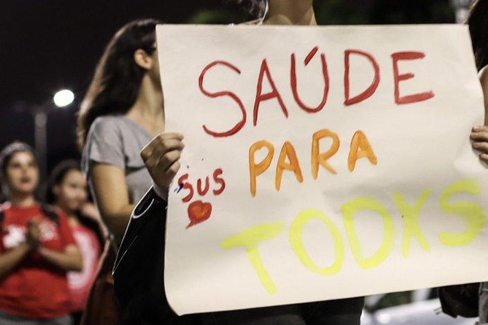 Brasil saúde pública privatização público-privado serviços públicos