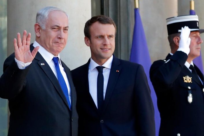 Benjamin Netanyahu e Emmanuel Macron 